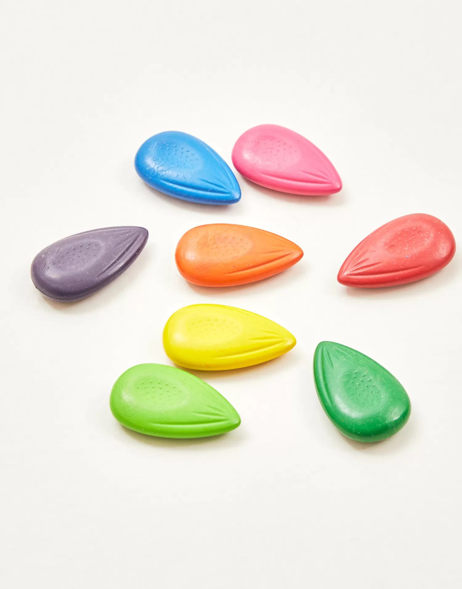 Games*Natura Selection Pack Of 8 Colored Wax Crayons 145969-ASSORT